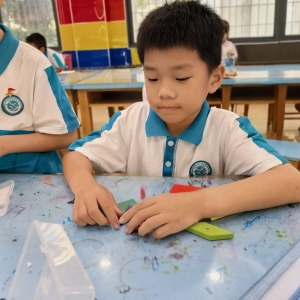 请输入相册名称