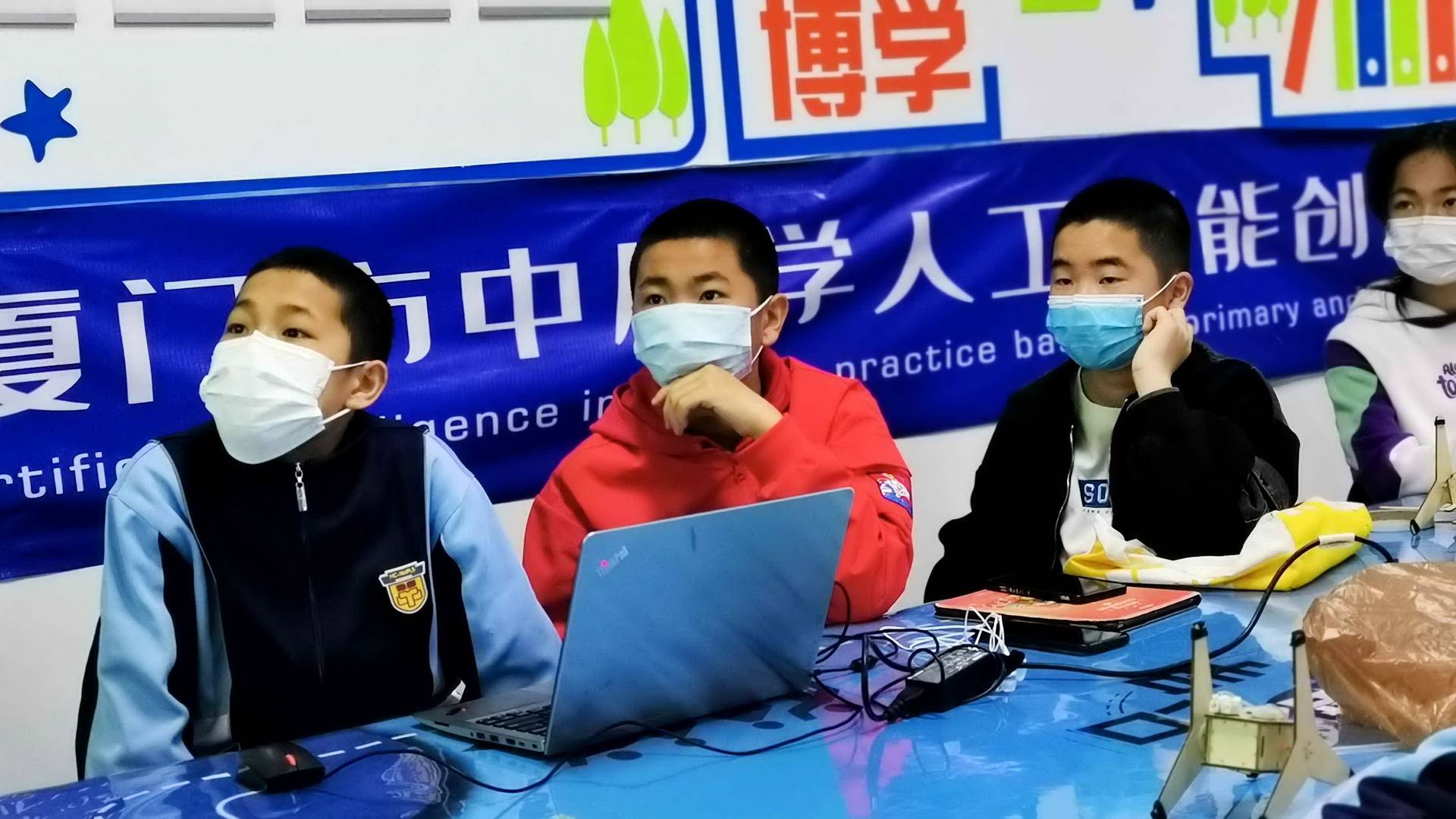 03.jpg